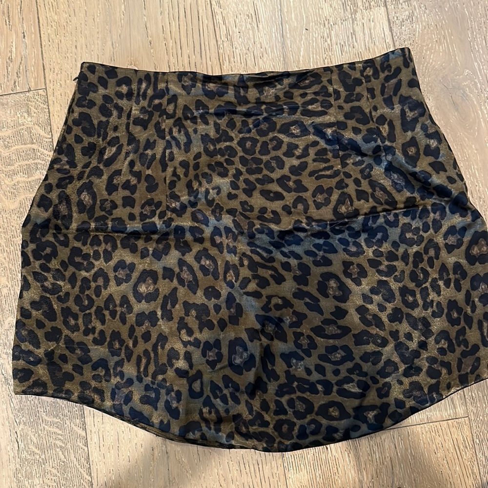 Zara animal print satin mini skirt M